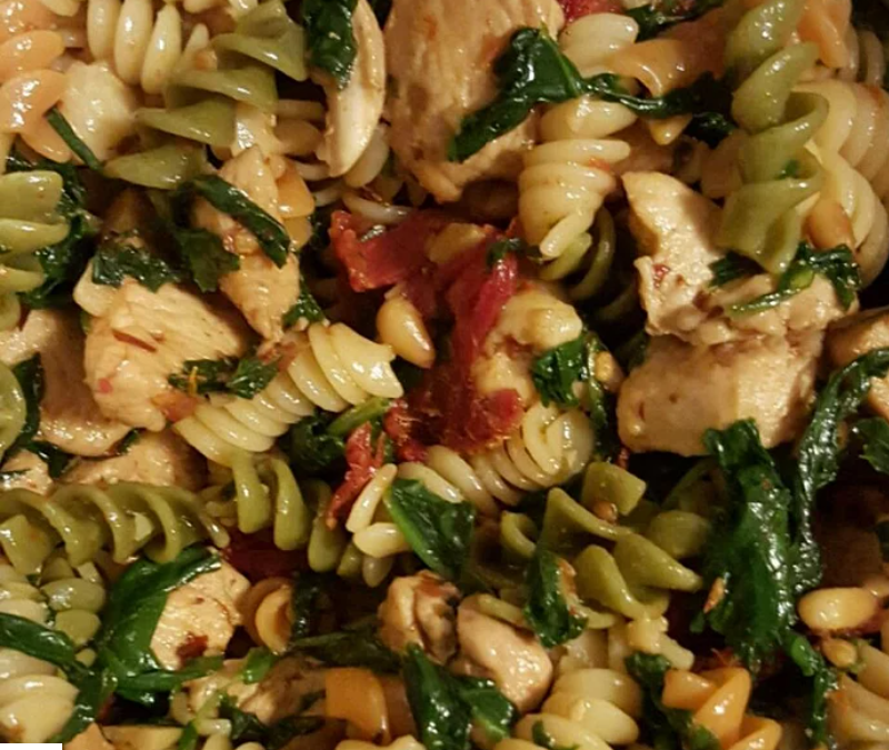 Spinach and Sun-Dried Tomato Pasta 